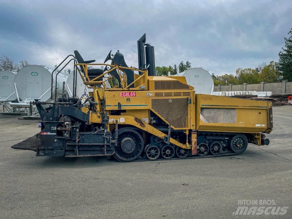 CAT AP 1055 D Finišery