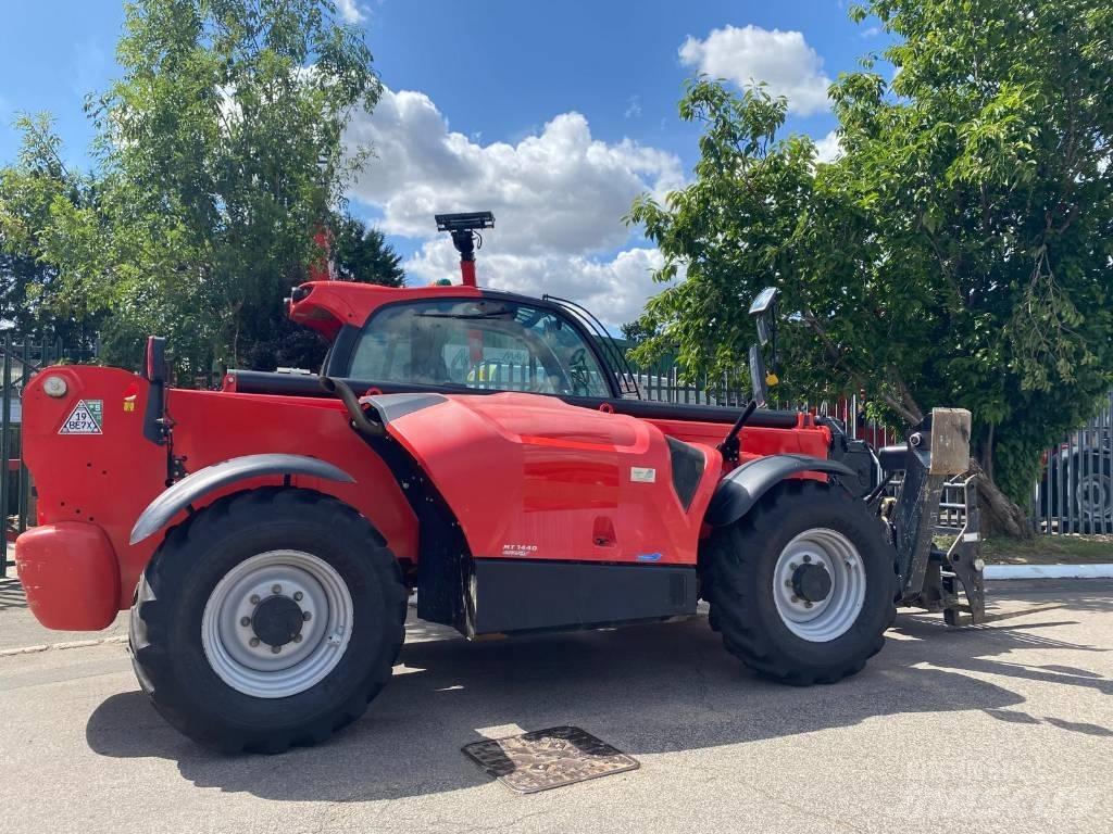 Manitou MT 1440 Teleskopické manipulátory