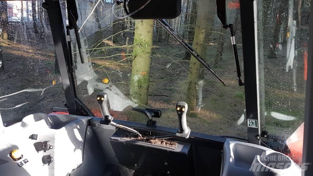 Kubota M 5-092 Traktory