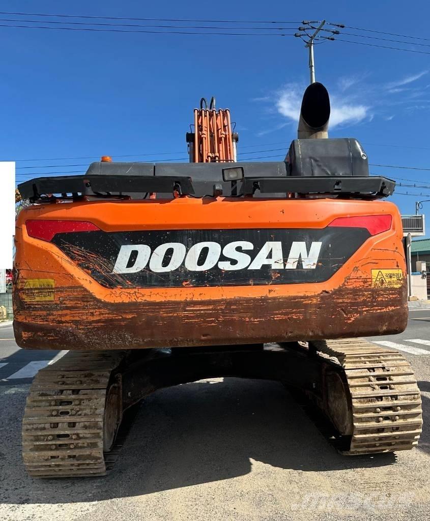 Doosan DX 300 LC-3 Pásová rýpadla