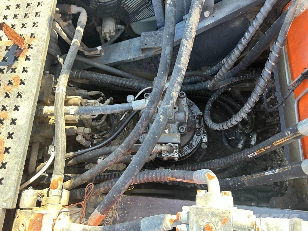 Doosan DX 300 LC-3 Pásová rýpadla