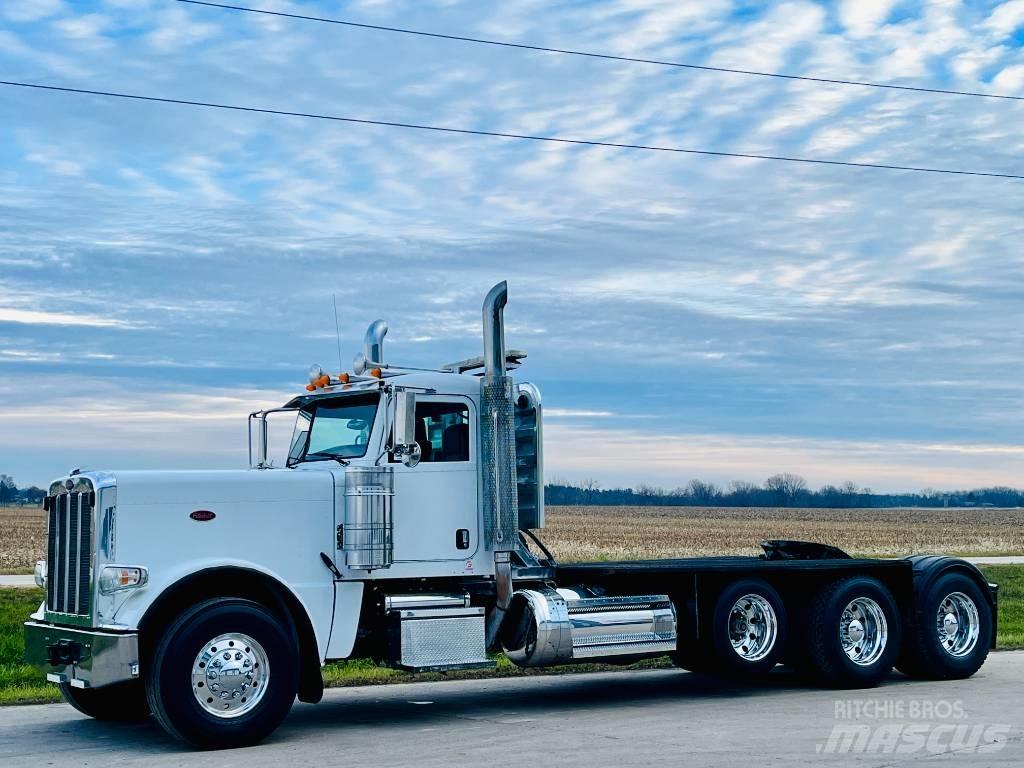 Peterbilt 389 Tahače