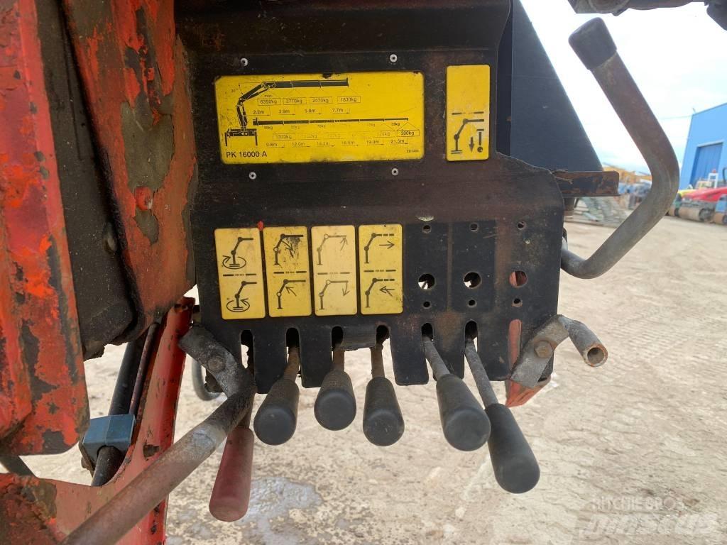 Palfinger PK16000A Pásové jeřáby