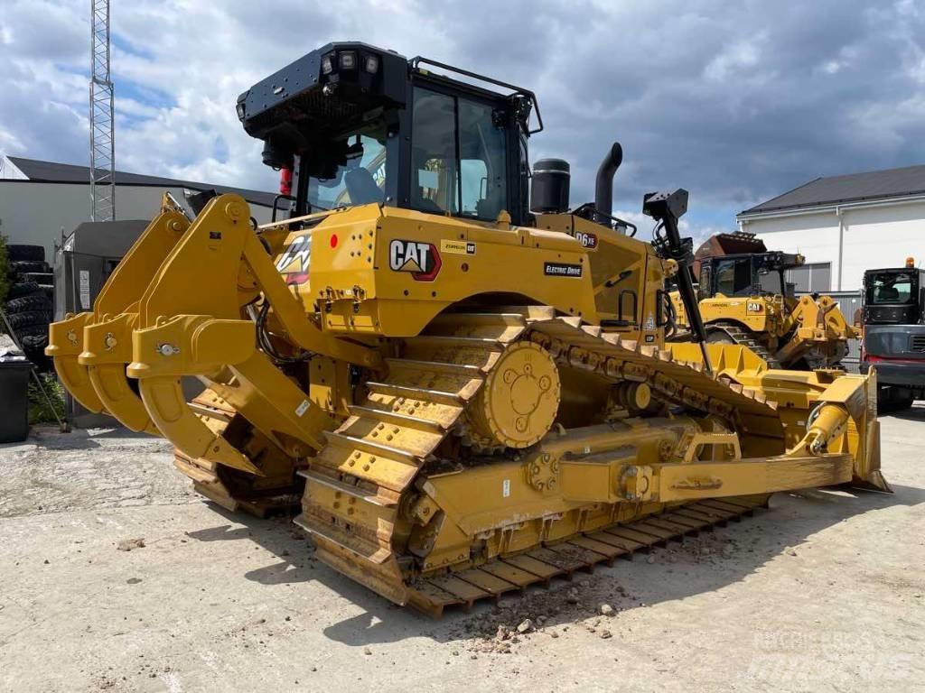 CAT D 6 XE LGP Pásové dozery