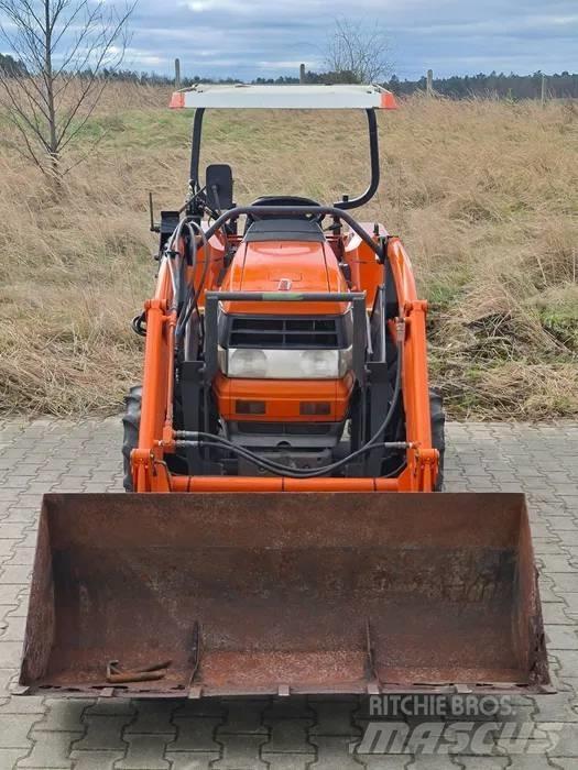 Kubota GL 25 Kompaktní traktory