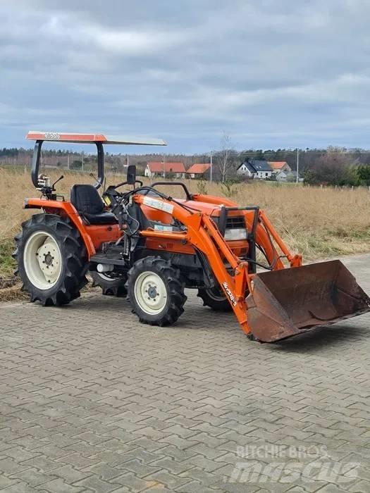 Kubota GL 25 Kompaktní traktory