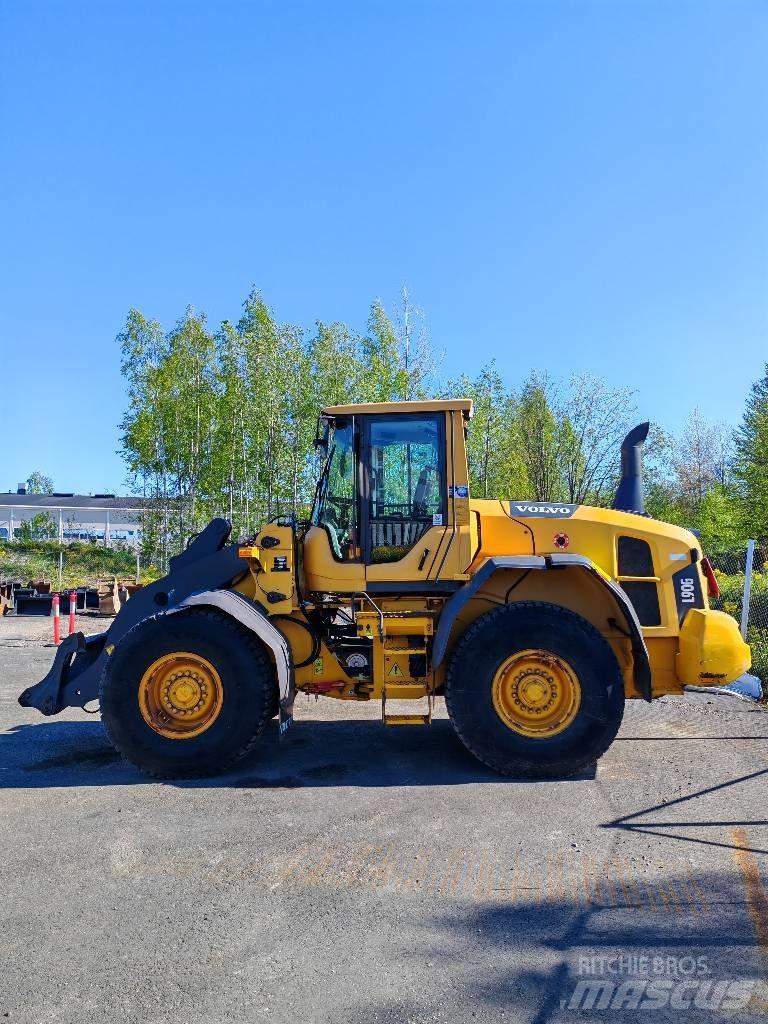 Volvo L 90 G Kolové nakladače