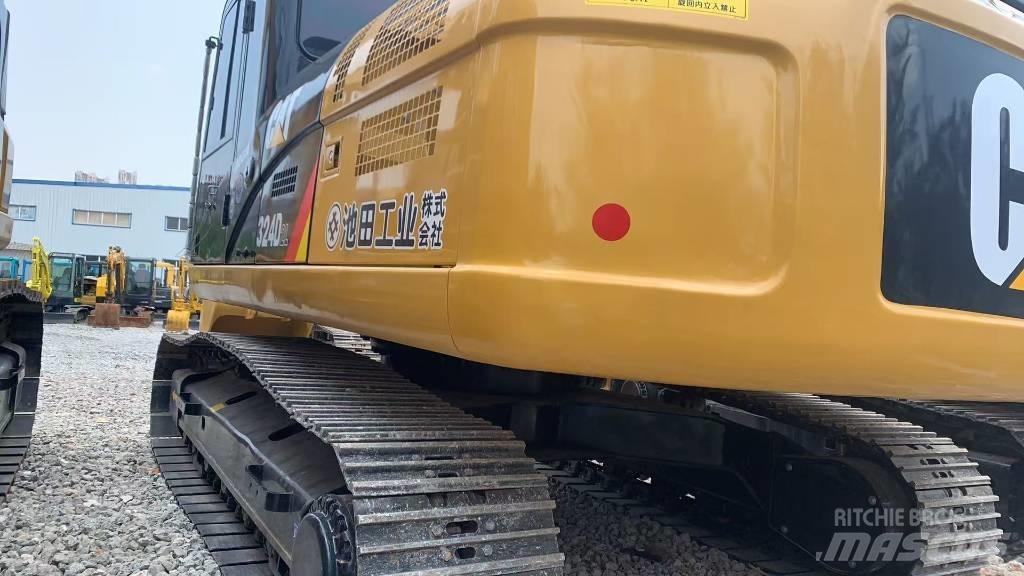 CAT 324 D L Pásová rýpadla