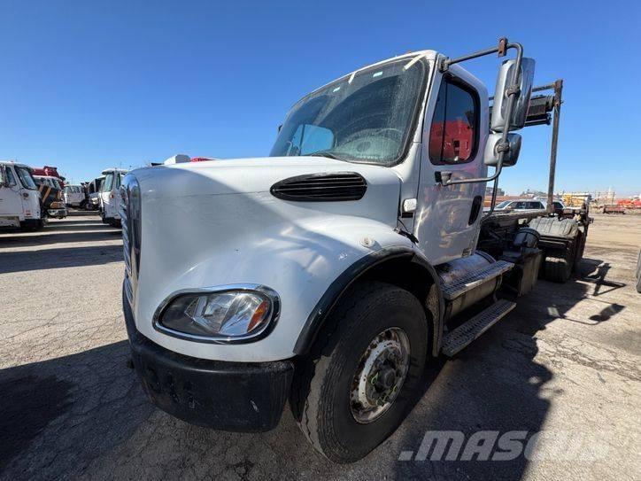 Freightliner M2 Lanový nosič kontejnerů