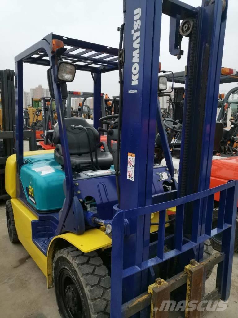 Komatsu 30 Teleskopické manipulátory