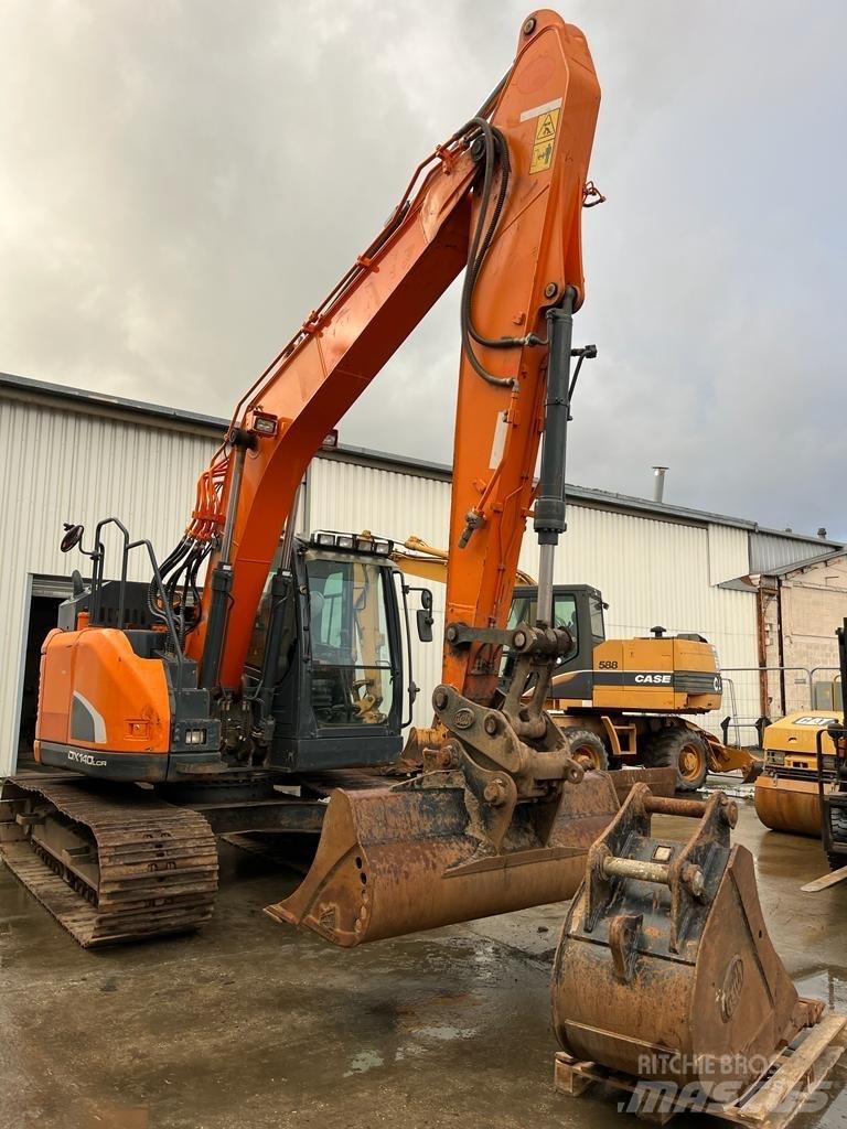 Doosan DX140 LCR Pásová rýpadla