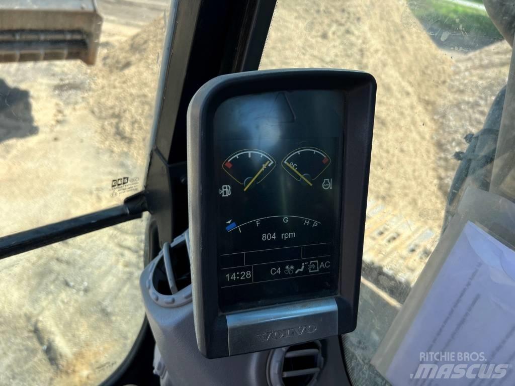 Volvo EC 300 D L Pásová rýpadla