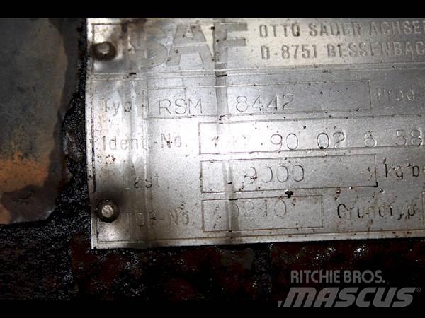 SAF RSM 8442 Nápravy