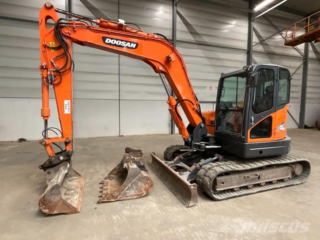 Doosan DX 85 R-3 Midi rýpadla 7t - 12t