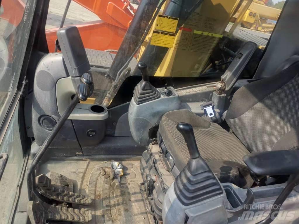 CAT 312 D Midi rýpadla 7t - 12t