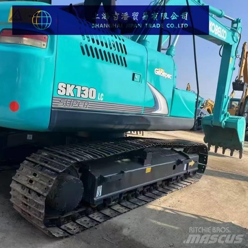 Kobelco 130 Midi rýpadla 7t - 12t
