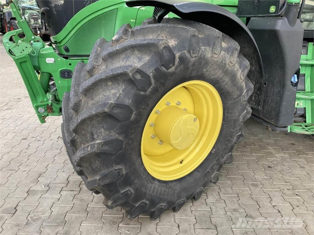 John Deere 6R 185 Traktory