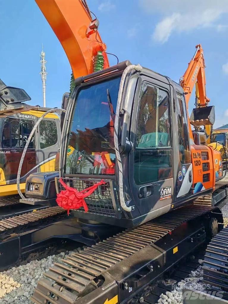 Hitachi ZX 120 Pásová rýpadla