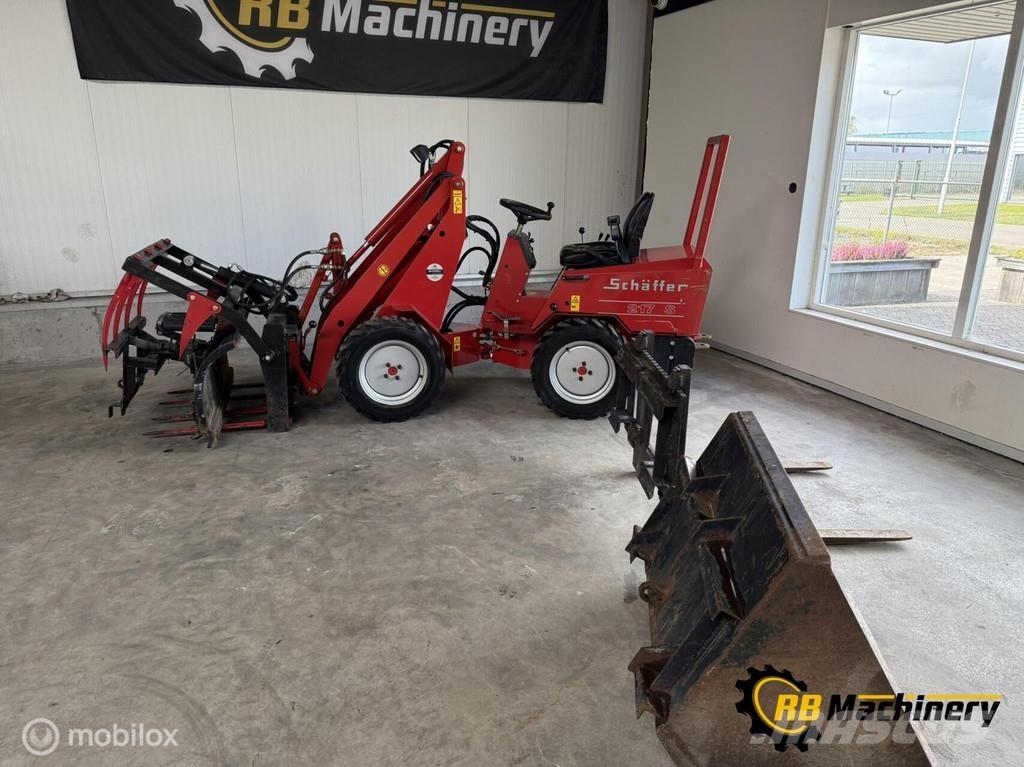 Schäffer 217 S Kolové nakladače
