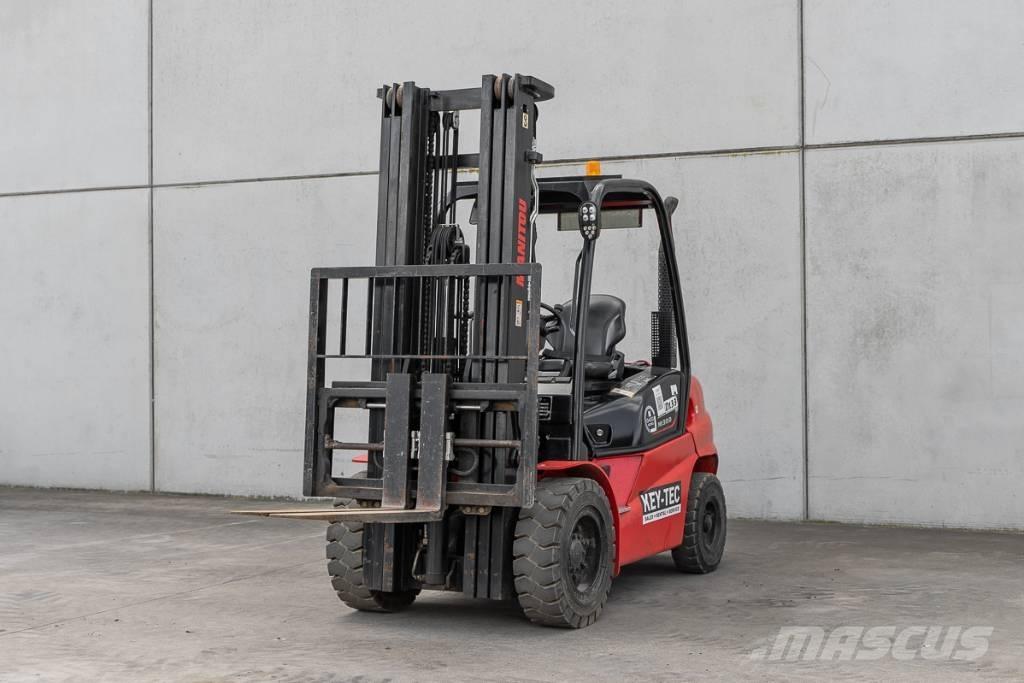 Manitou MI 30 D Dieselové vozíky