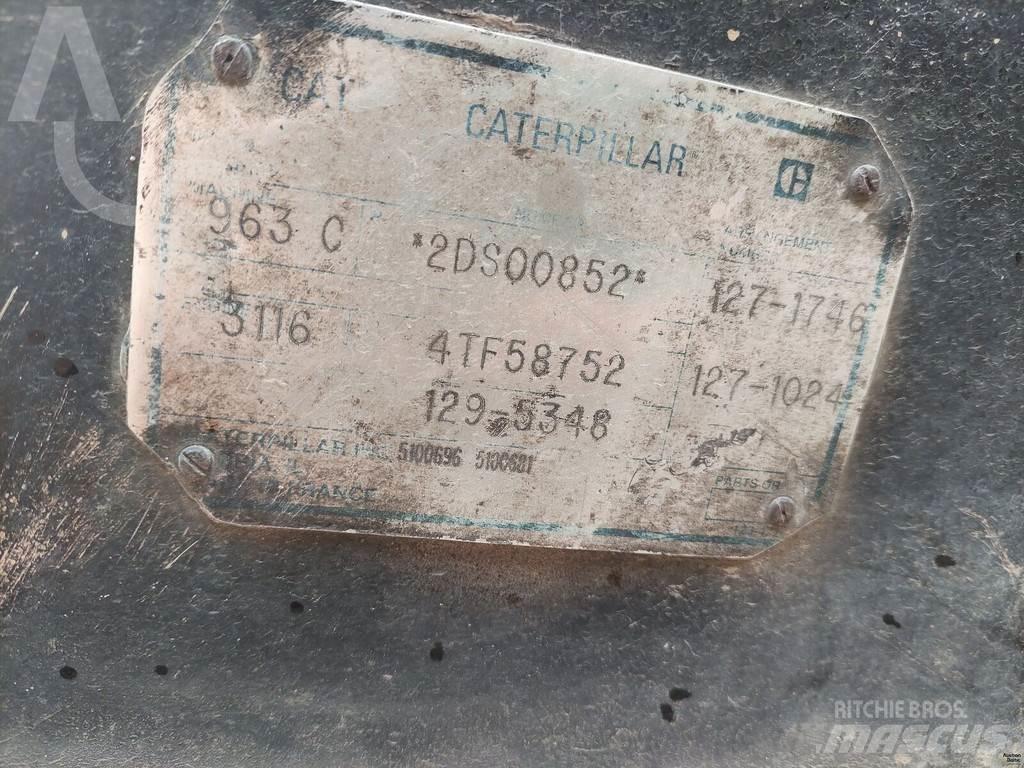 CAT 963 C Pásové nakladače