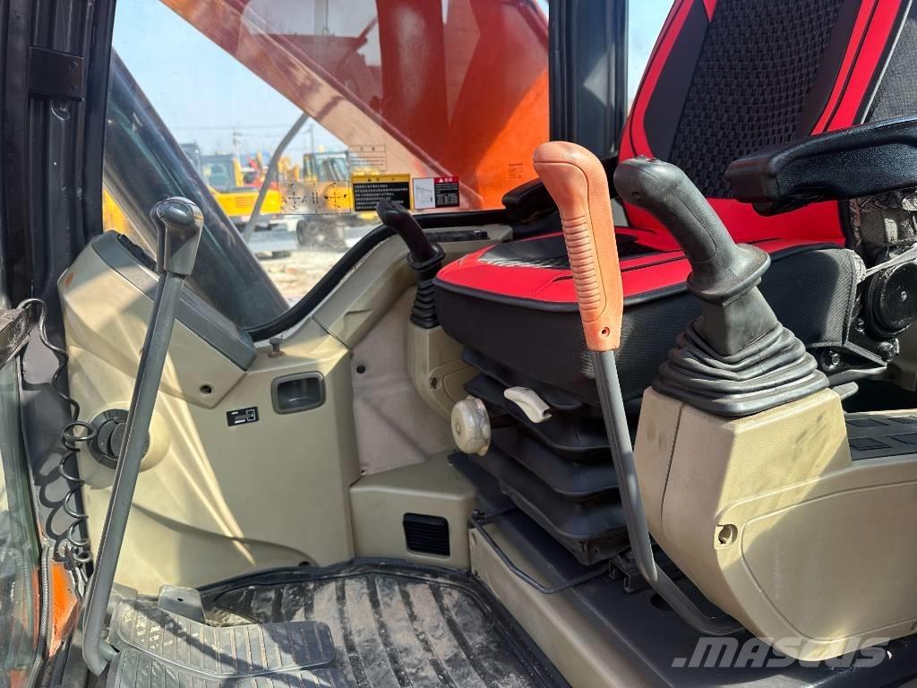 Doosan DX 300LC-9C Pásová rýpadla