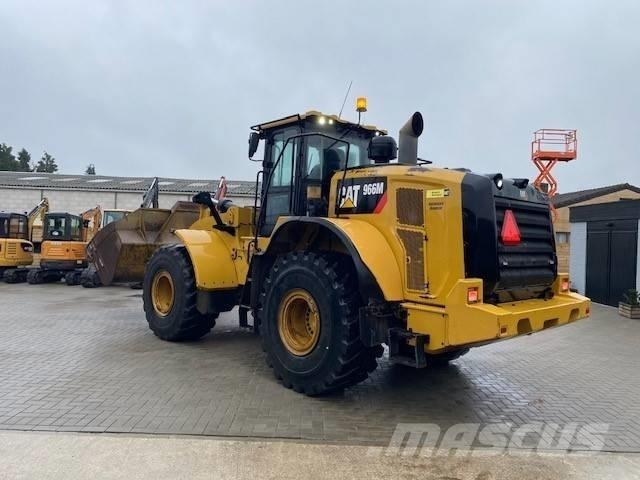 CAT 966 M Kolové nakladače