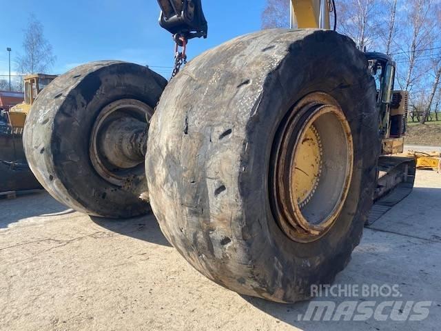CAT 992 C Nápravy