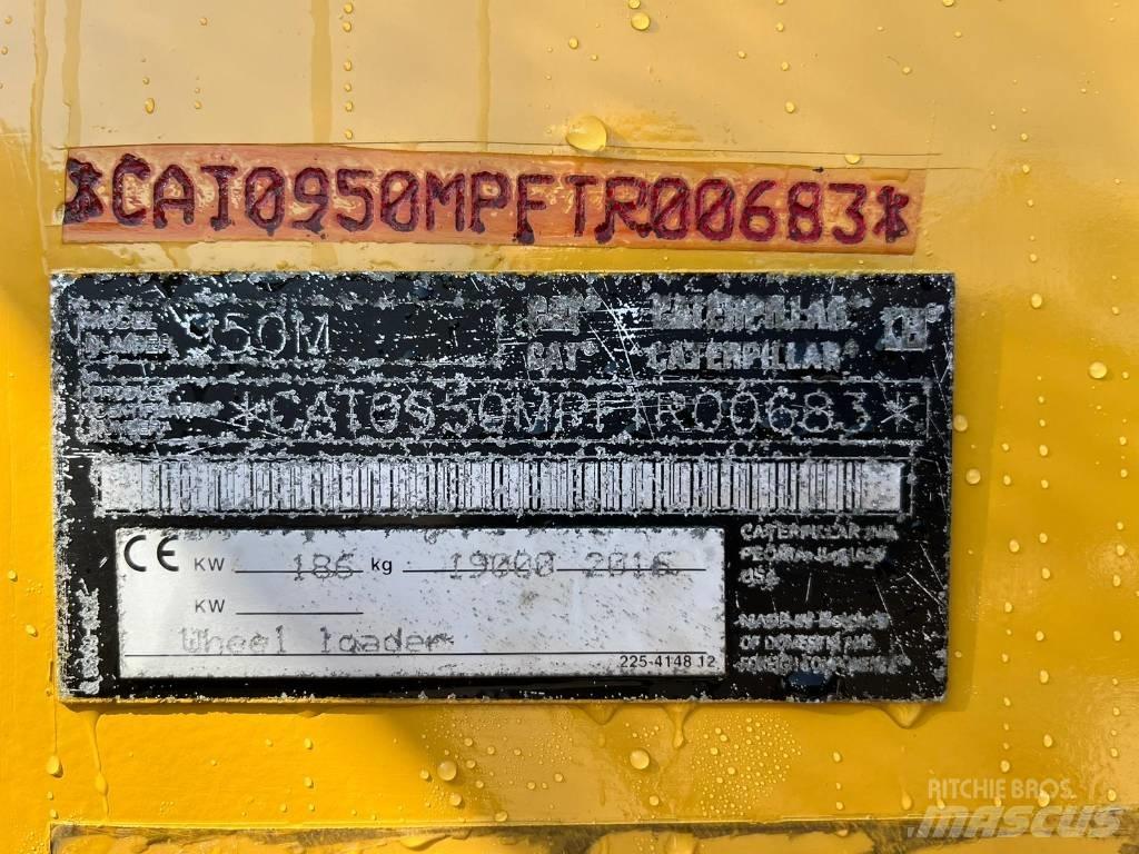 CAT 950M Kolové nakladače