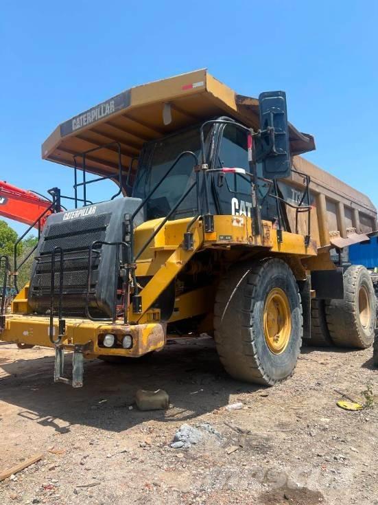 CAT 773 D Pevné dempry