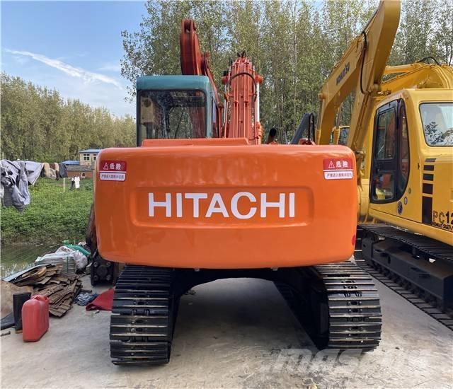 Hitachi EX120 Pásová rýpadla