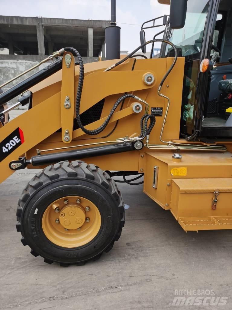 CAT 420 F Rýpadlo-nakladače