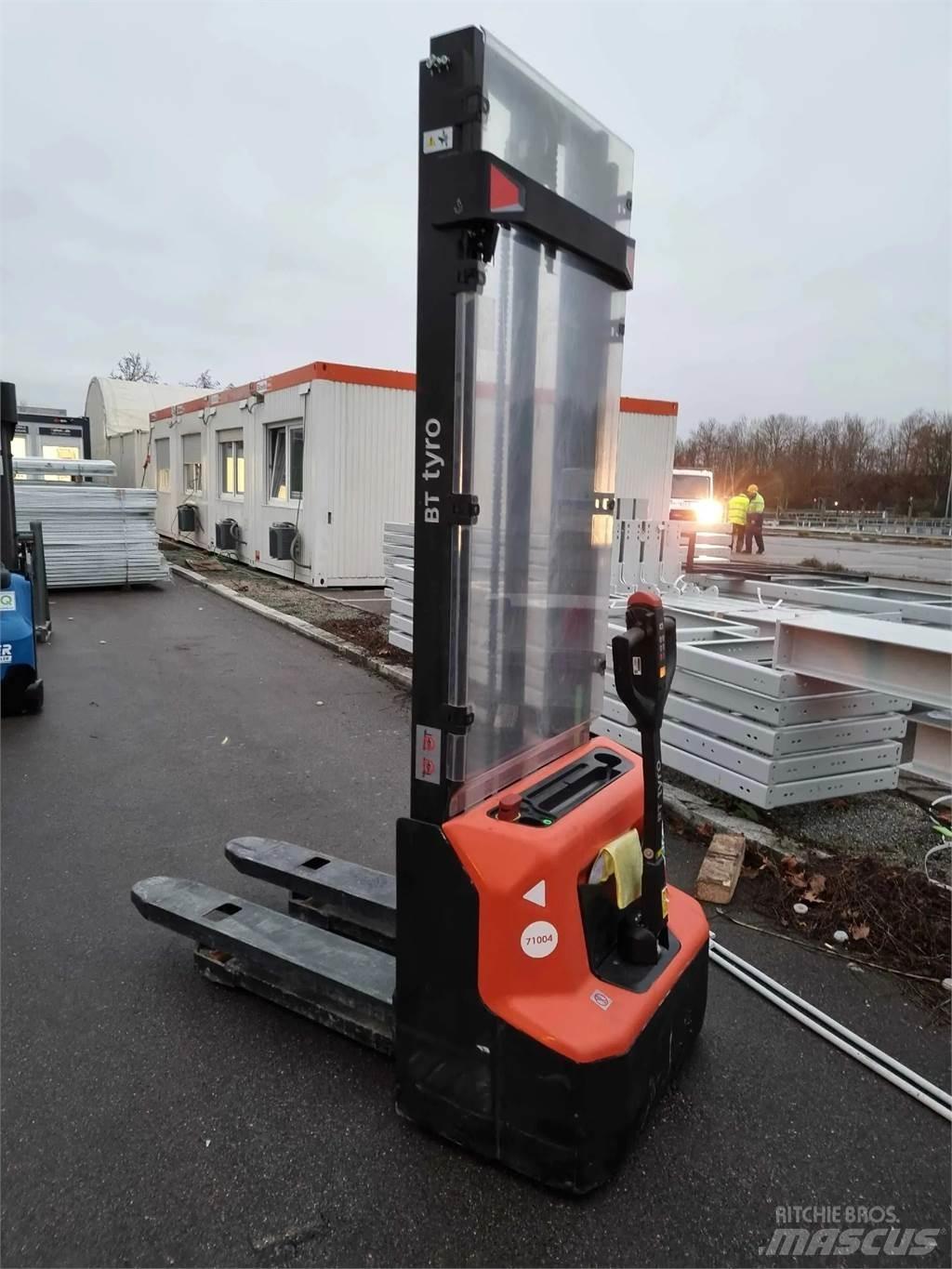 Toyota BT SHE100 Další zvedače a plošiny