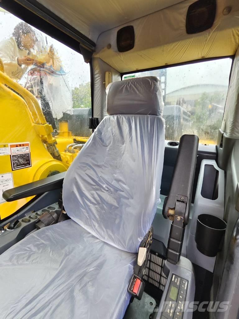 Komatsu PC 400-8 R Pásová rýpadla