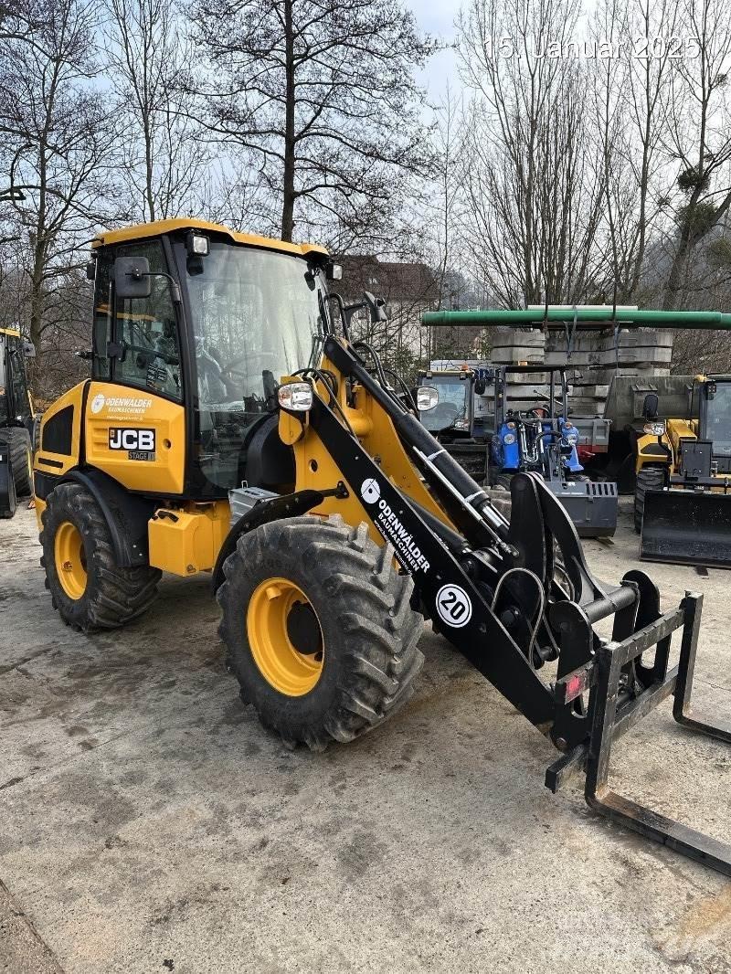JCB 407 Kolové nakladače