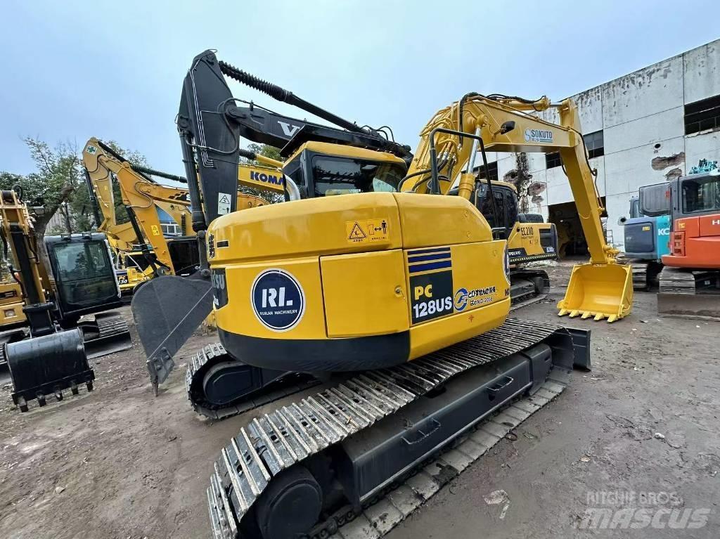 Komatsu PC 128 Pásová rýpadla