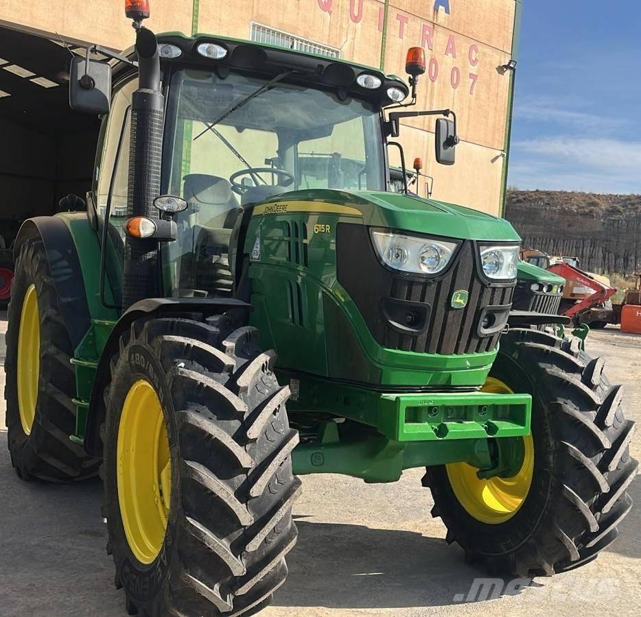 John Deere 6115 R Traktory