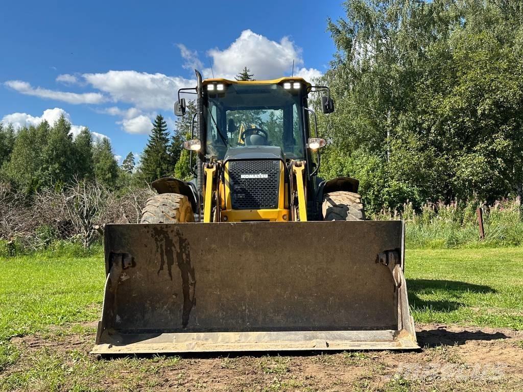 Komatsu WB 97 S-8 Rýpadlo-nakladače