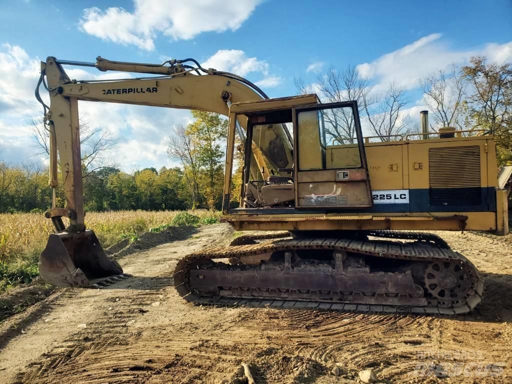 CAT 225 LC Pásová rýpadla