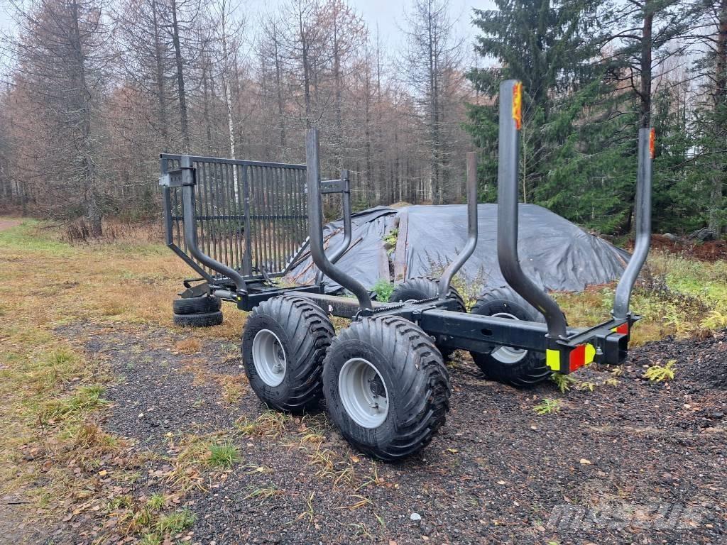 Palms 8 SX Lesnické přívěsy