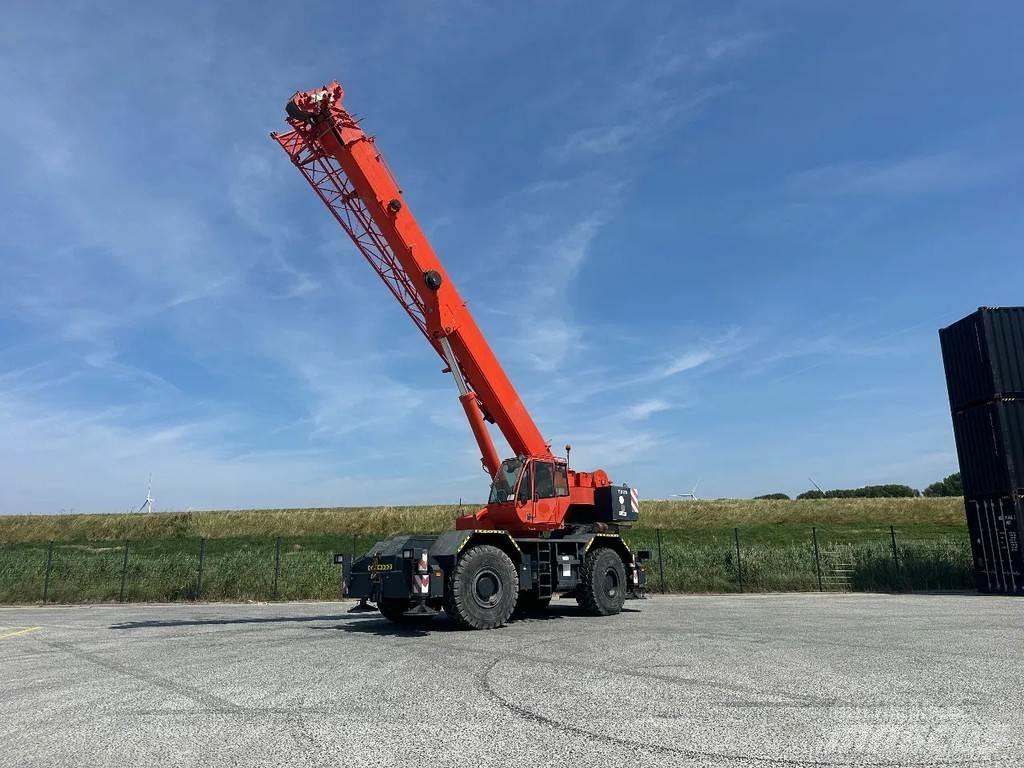Terex A600 Jeřáby pro těžký terén