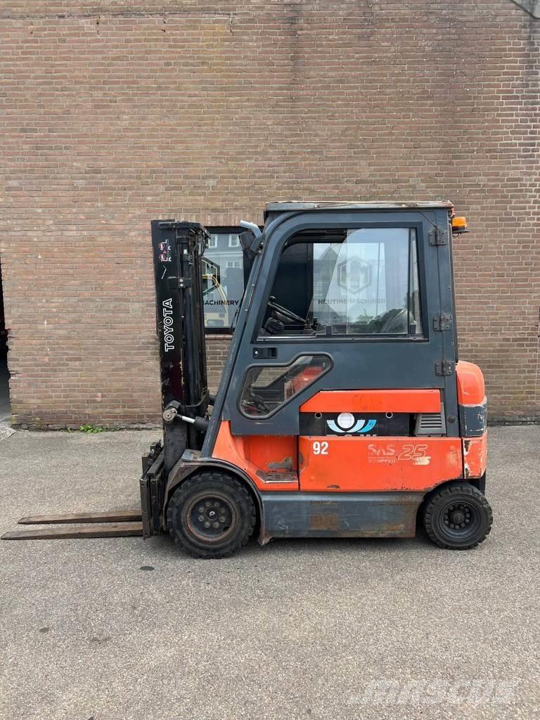 Toyota 7FBMF25 Akumulátorové vozíky