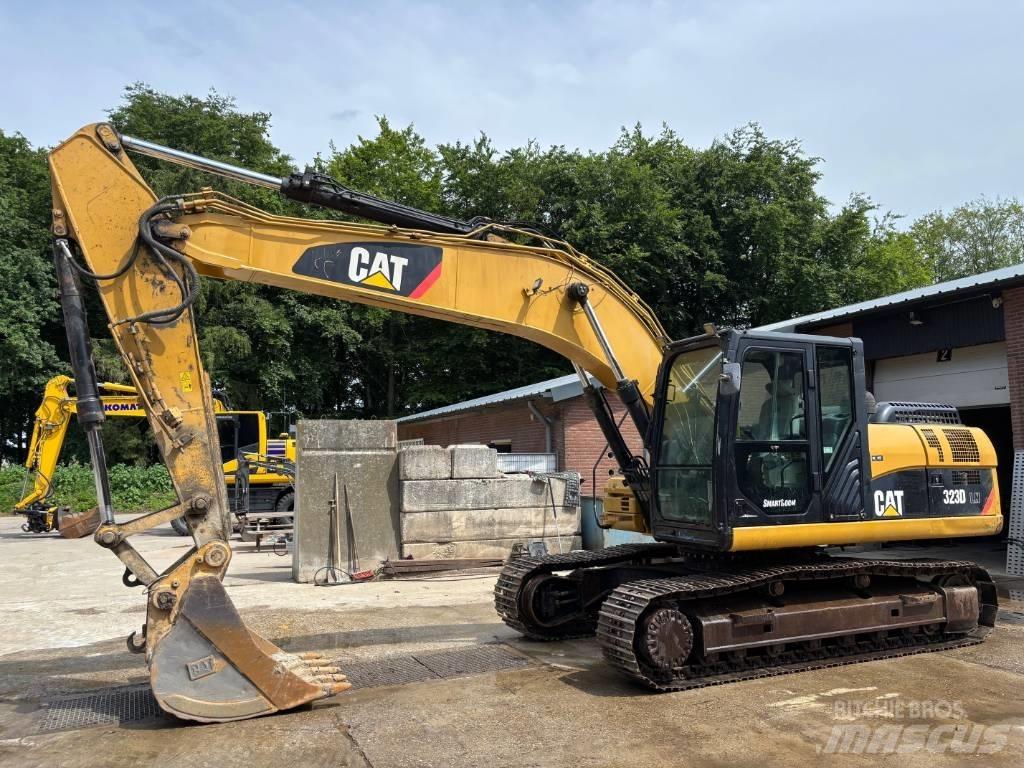 CAT 323 D LN Pásová rýpadla