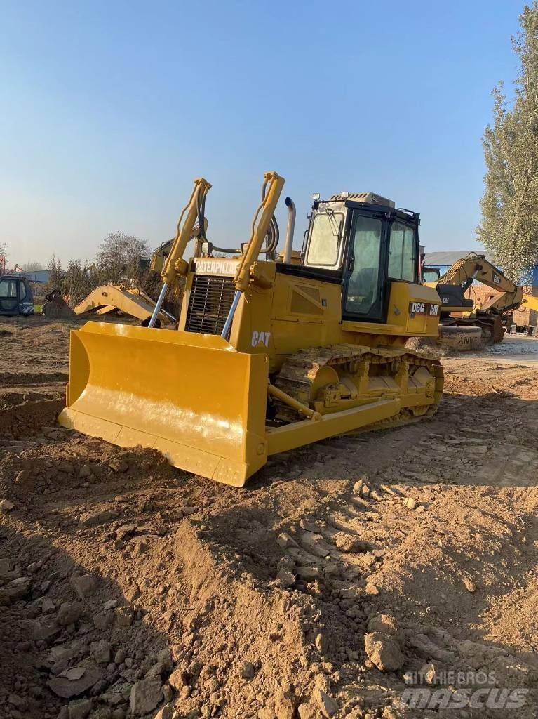 CAT D 6 G Pásové dozery
