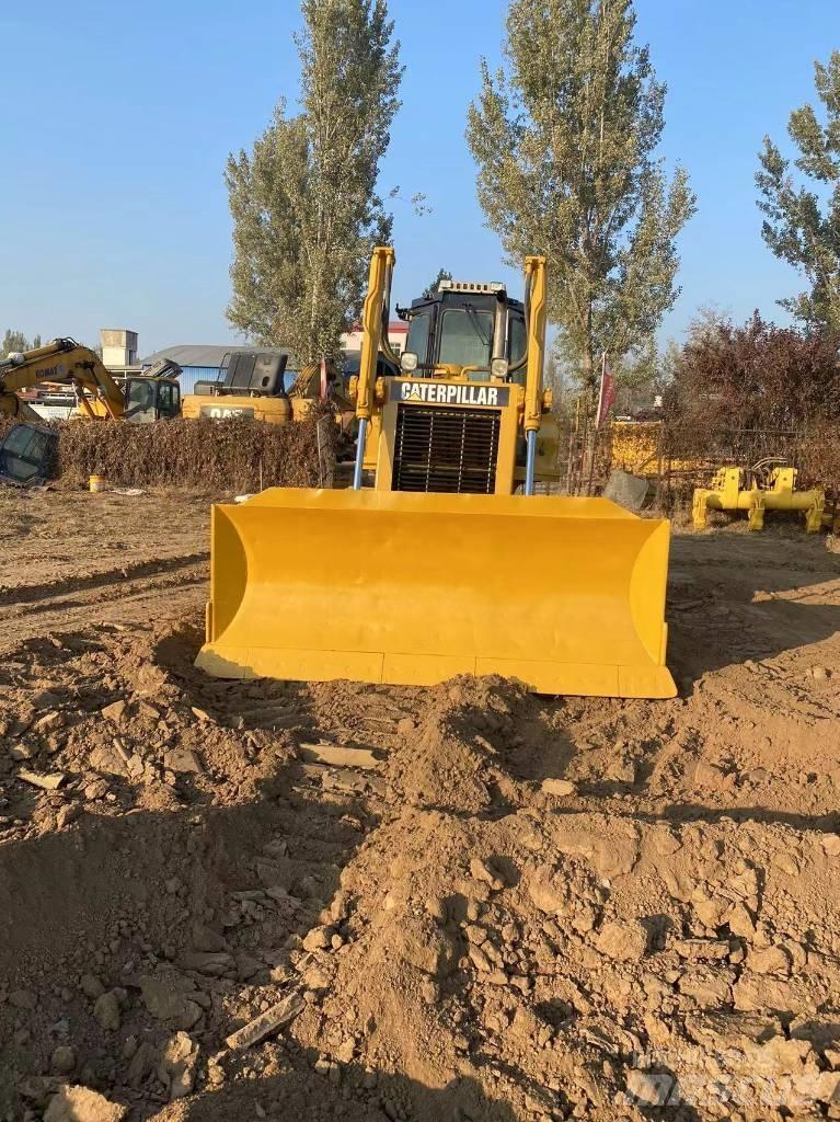 CAT D 6 G Pásové dozery