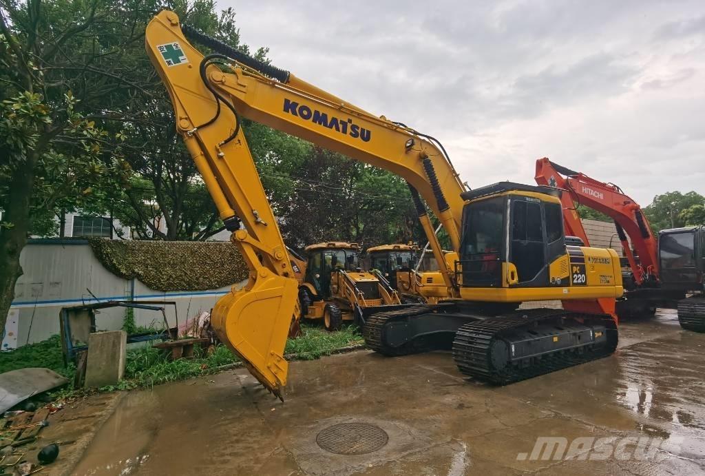 Komatsu PC220-7 Pásová rýpadla
