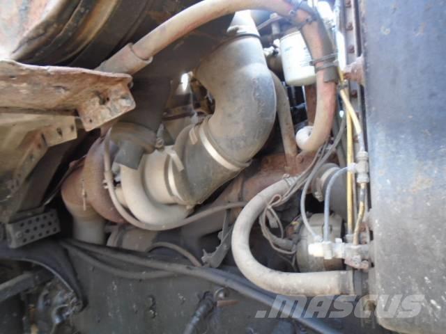 Ford LTL 9000 Sněžné pluhy, přední sněhové radlice