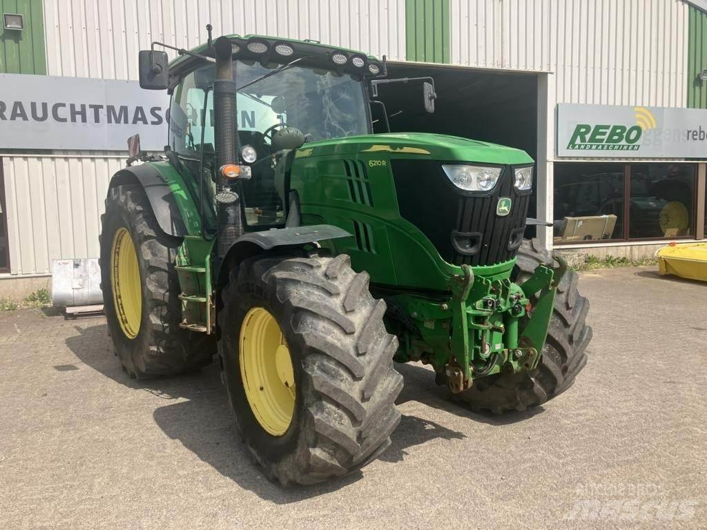 John Deere 6210 R Traktory