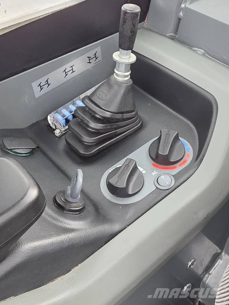 Kramer 5040 Smykem řízené nakladače