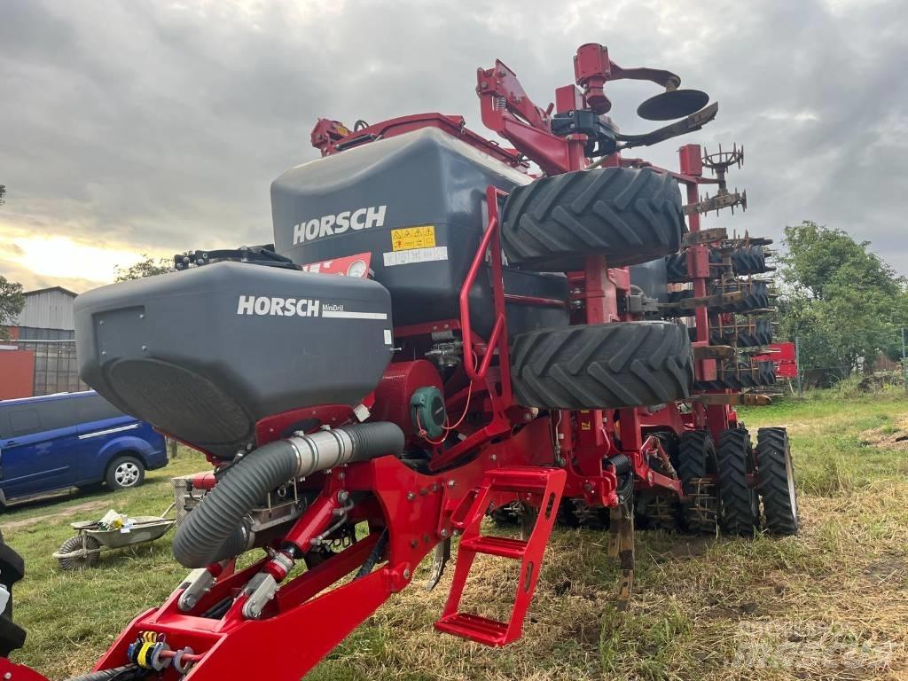 Horsch Focus 6 TD Mechanické secí stroje
